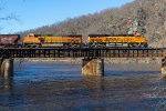 BNSF 8257 leads  G124